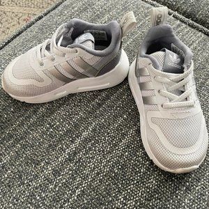 Adidas toddler tennis shoes